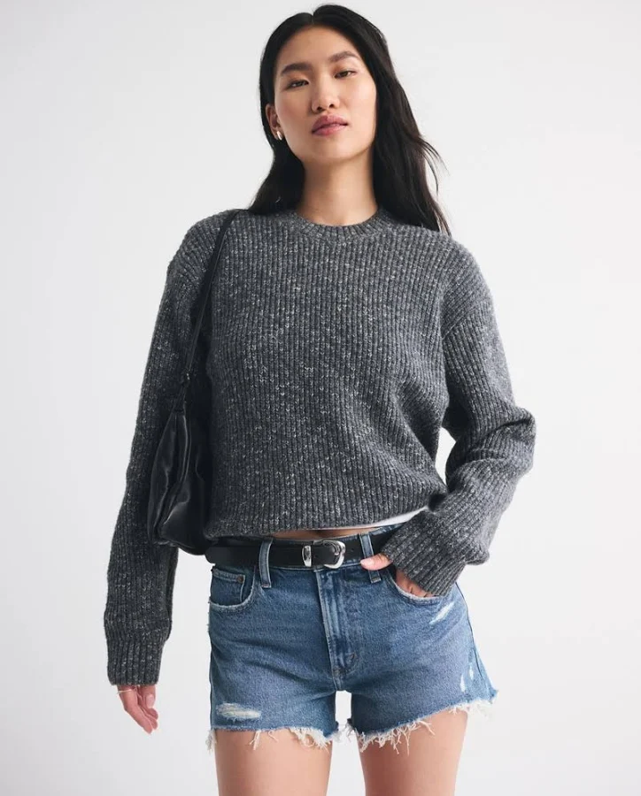 shorts Abercrombie & Fitch Women's High Rise Mom Shorts Abercrombie & Fitch $65