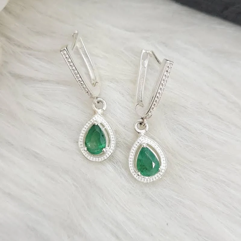 accessory Art Deco Silver Emerald Drop Earrings Etsy - PILWALS $51.97