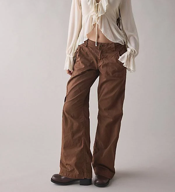 trousers BDG Women's 360 Utility Low-Rise Straight Leg Cotton Pants Urban Outfitters $69