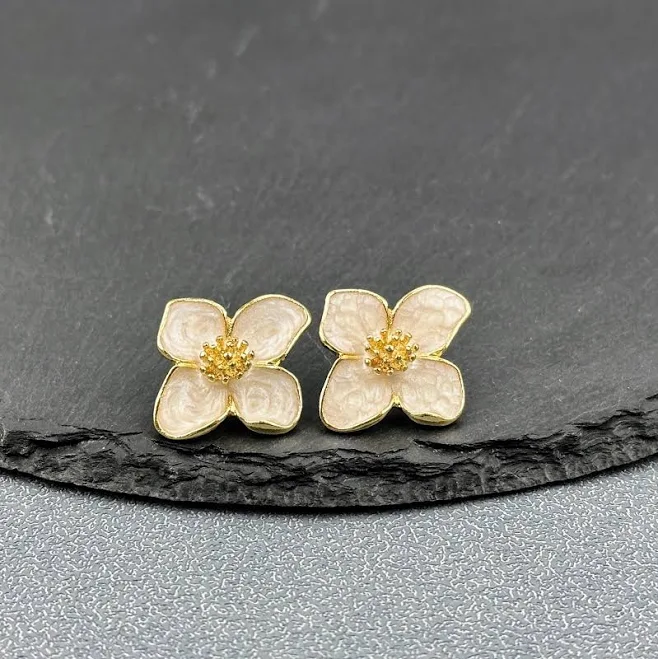 accessory Dainty Hibiscus Flower Stud Earrings Etsy - Seller $24.41