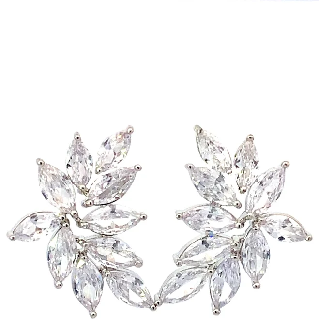 accessory Eliza Crystal Cluster Earrings Tigerlilly Jewelry $42