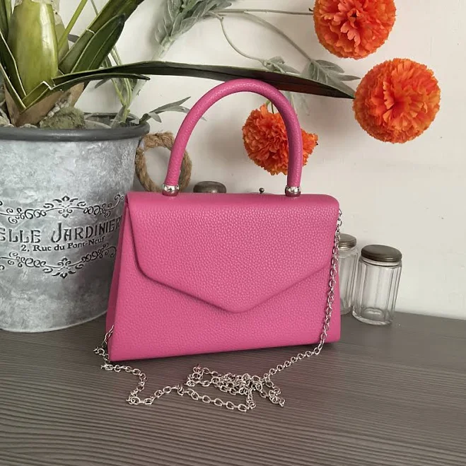 bag Faux Leather Handbag with Silver Chain Etsy - JewelryBagsandBoxes $29.8