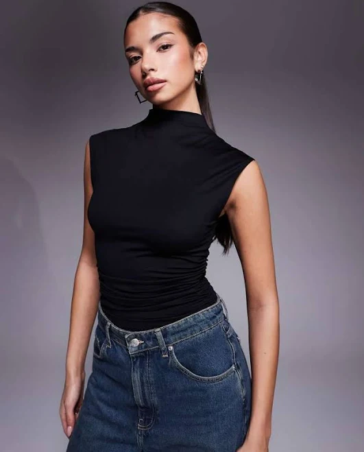 top Good American Women's Weightless Sculpting Bodysuit ASOS $89
