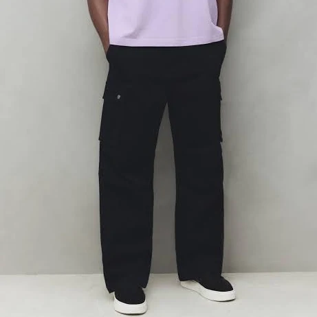 pants H&M Men's Loose-Fit Cargo Pants H&M $49.99