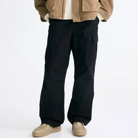 bottoms H&M Men's Relaxed-Fit Cotton Cargo Pants H&M $44.99