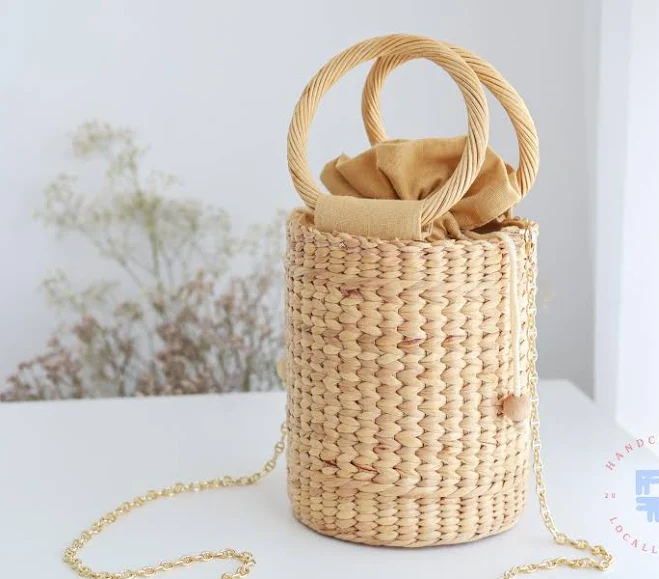 bag Straw Woven Bucket Bag with Leather Purse Strap Etsy - Seller $52