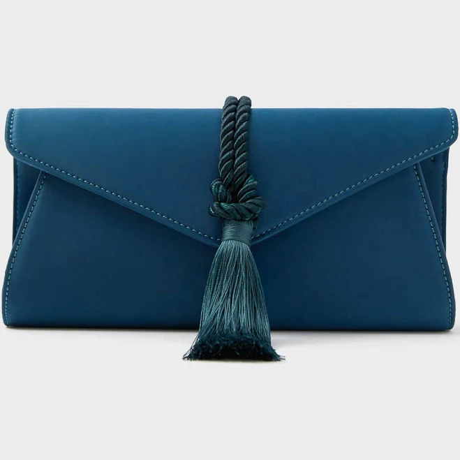 bag Tuckernuck Gabrielle Satin Clutch Tuckernuck $98