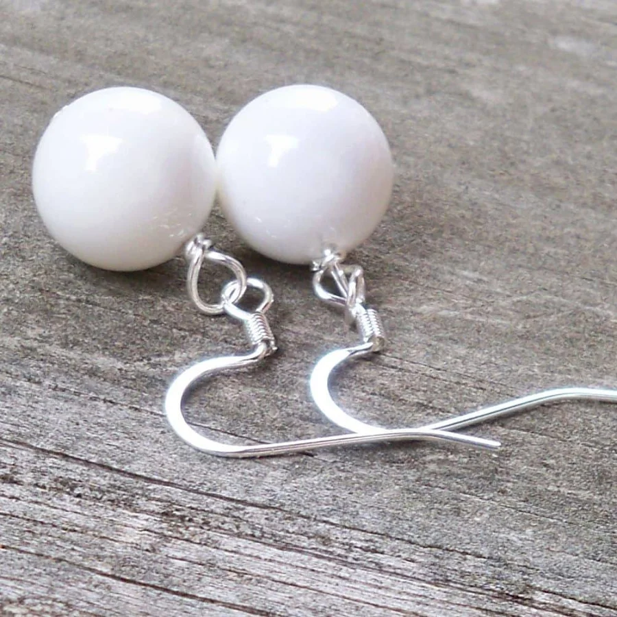 accessory White Seashell Round Dangle Earrings Etsy - jewelbytessyla $18.37