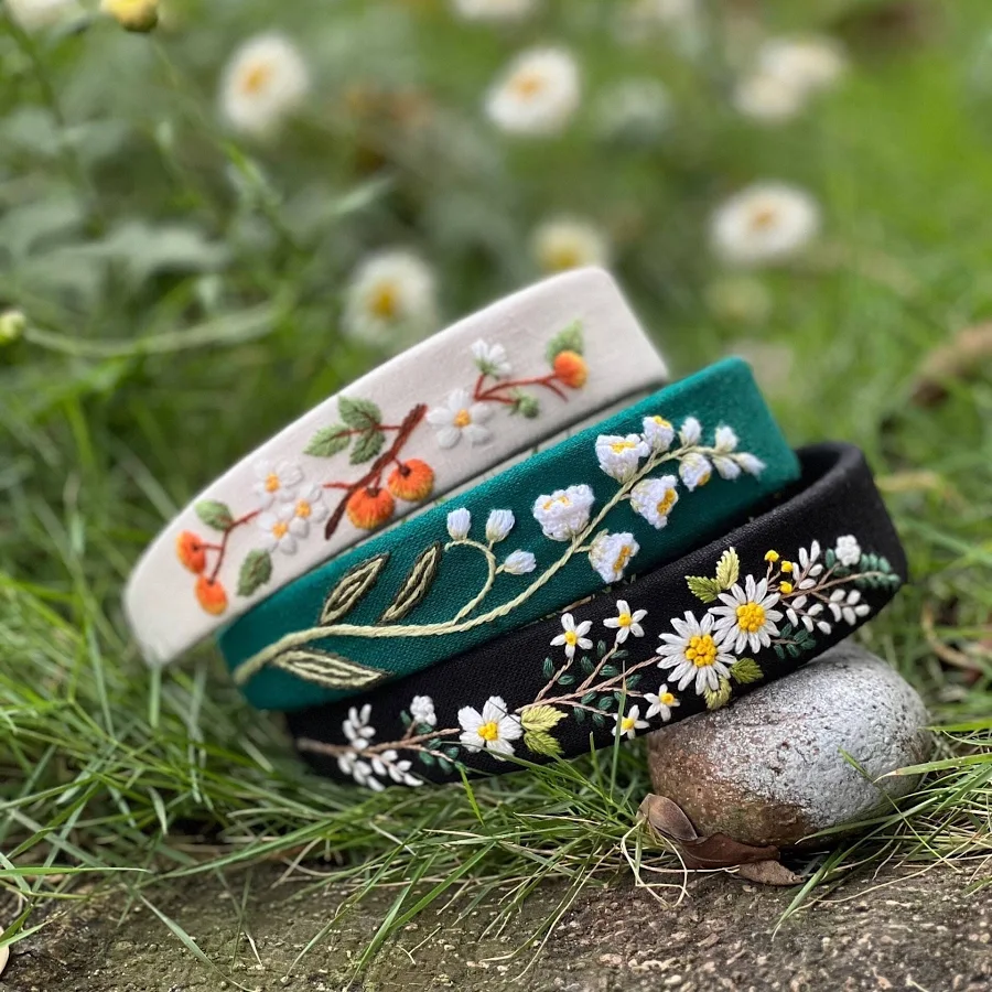 accessory Women's Hand Floral Embroidered Linen Daisy Headband Etsy - BabunobGem $13.29