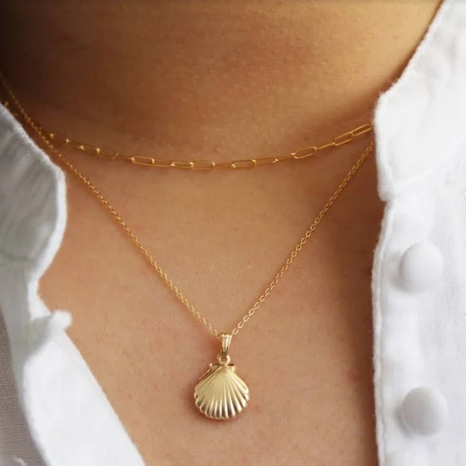 accessory Dainty Gold Seashell Charm Necklace Etsy - shopluminjewelry $53.77